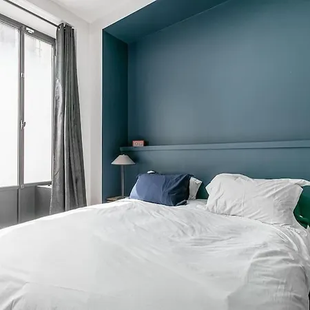 Magnifique Duplex De Gamme A Montorgueil * Paris